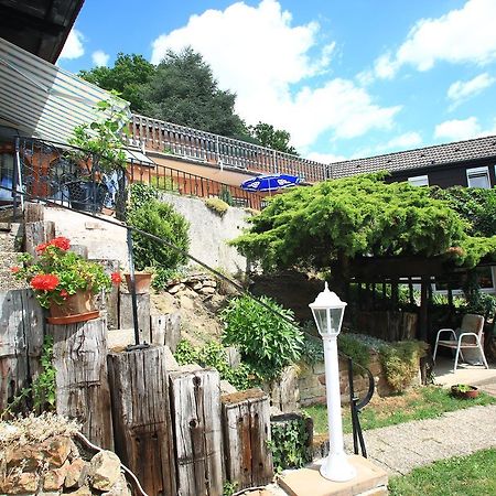 Pension Weinberg Mit Landhaus Nizza Gleisweiler Екстериор снимка